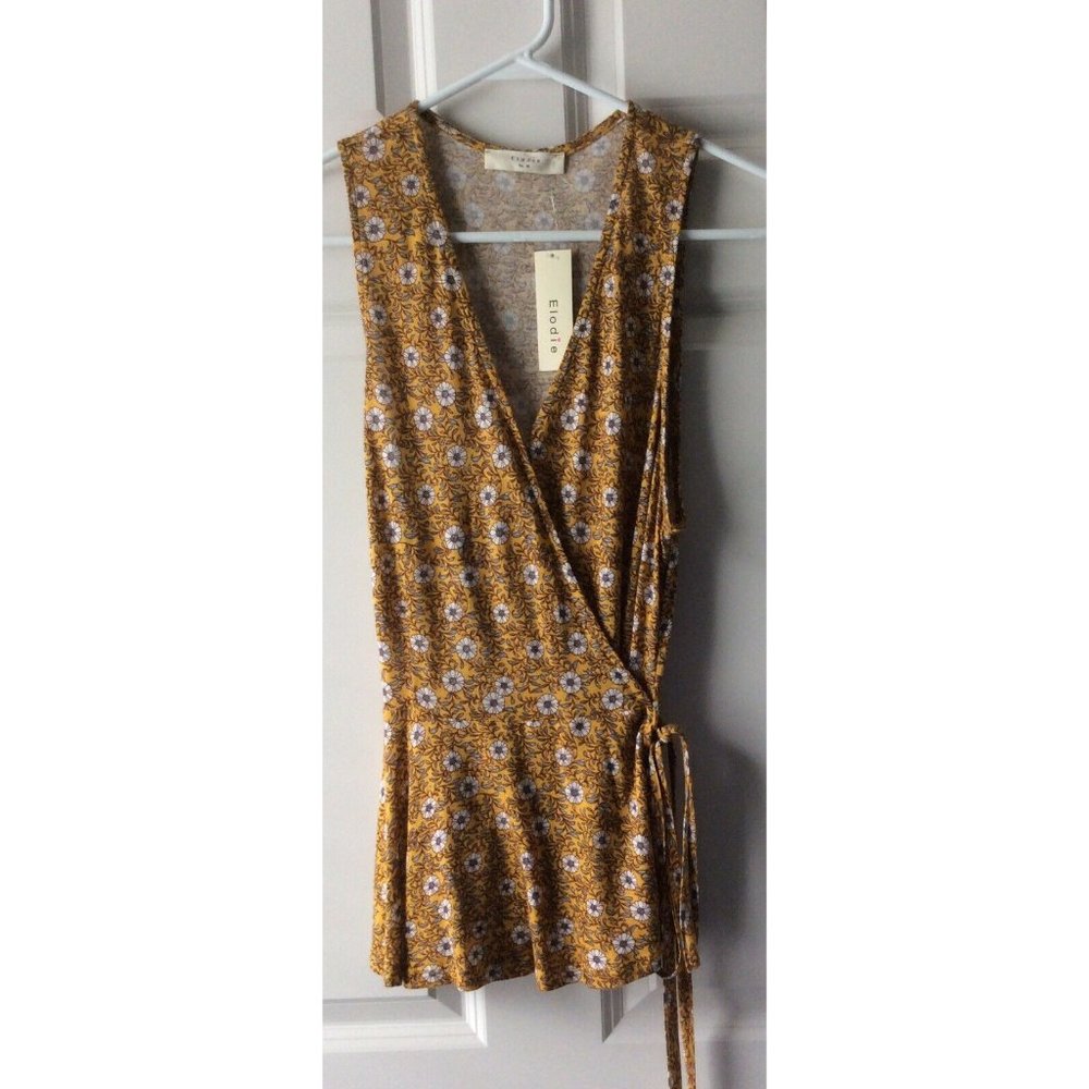 NWT Elodie Wrap Around  Top - Medium